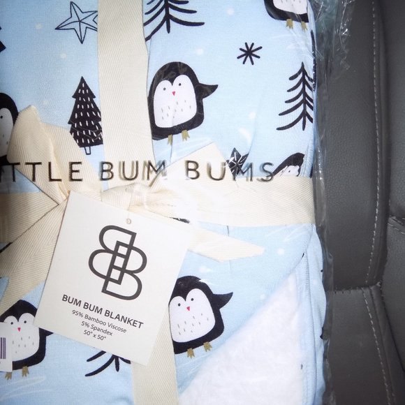 LITTLE BUM BUMS Plush Ice Ice Baby Bum Bum Blanket NEW - Picture 1 of 3